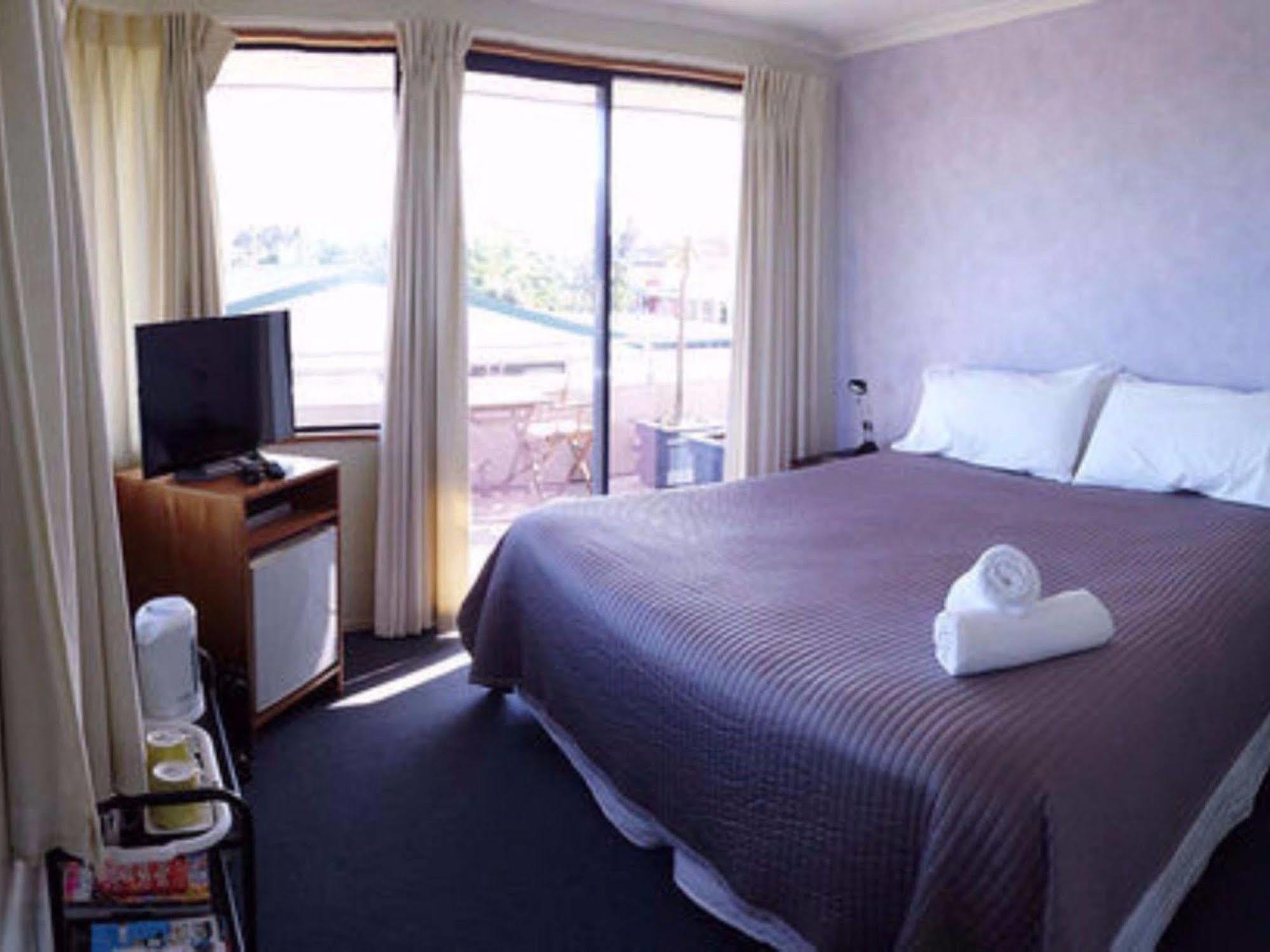 Boatshed Motel Apartments Mount Maunganui Exteriér fotografie