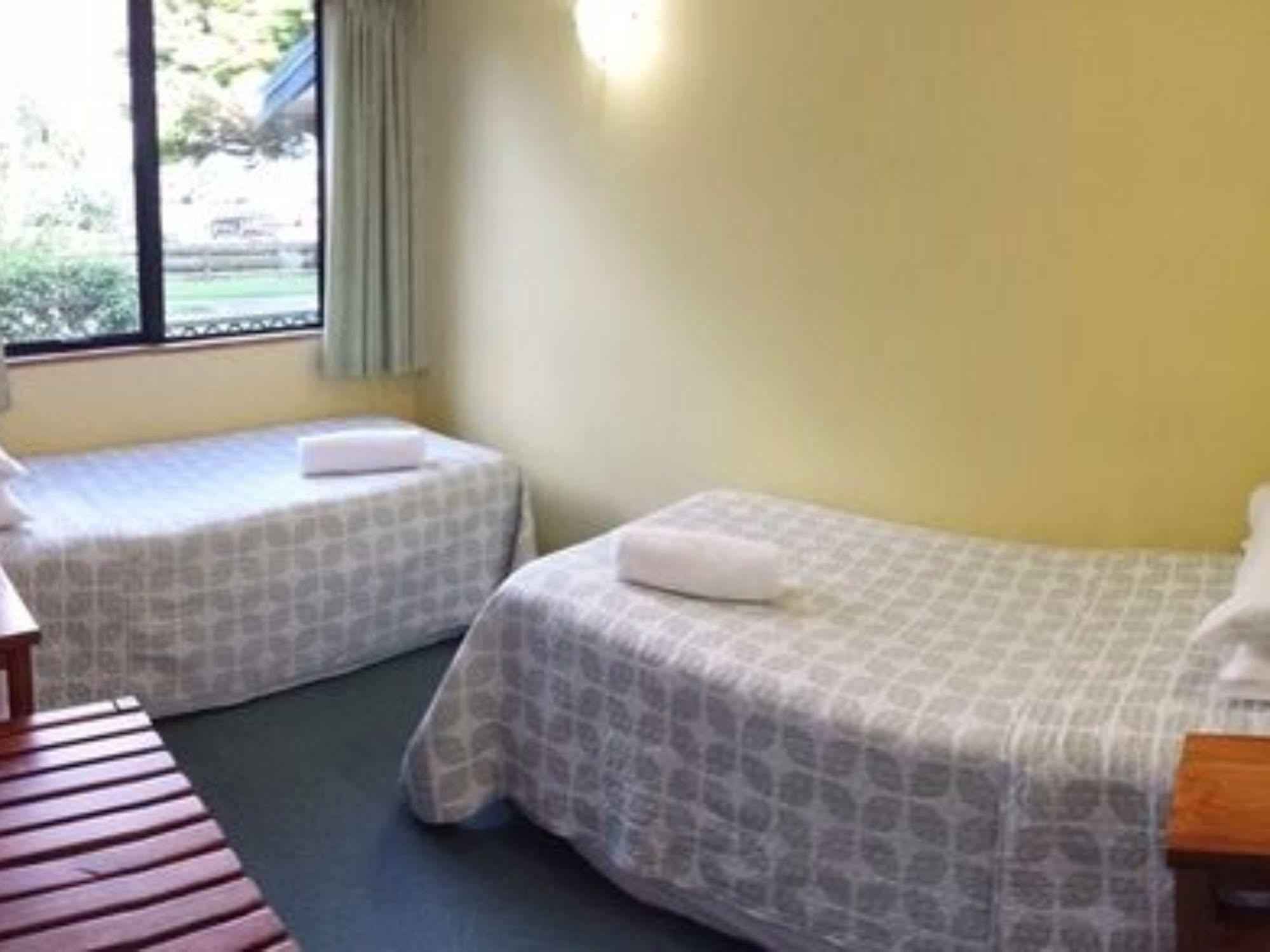 Boatshed Motel Apartments Mount Maunganui Exteriér fotografie