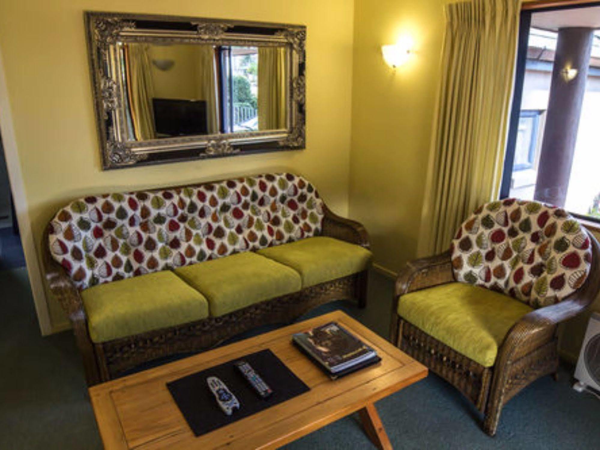 Boatshed Motel Apartments Mount Maunganui Exteriér fotografie
