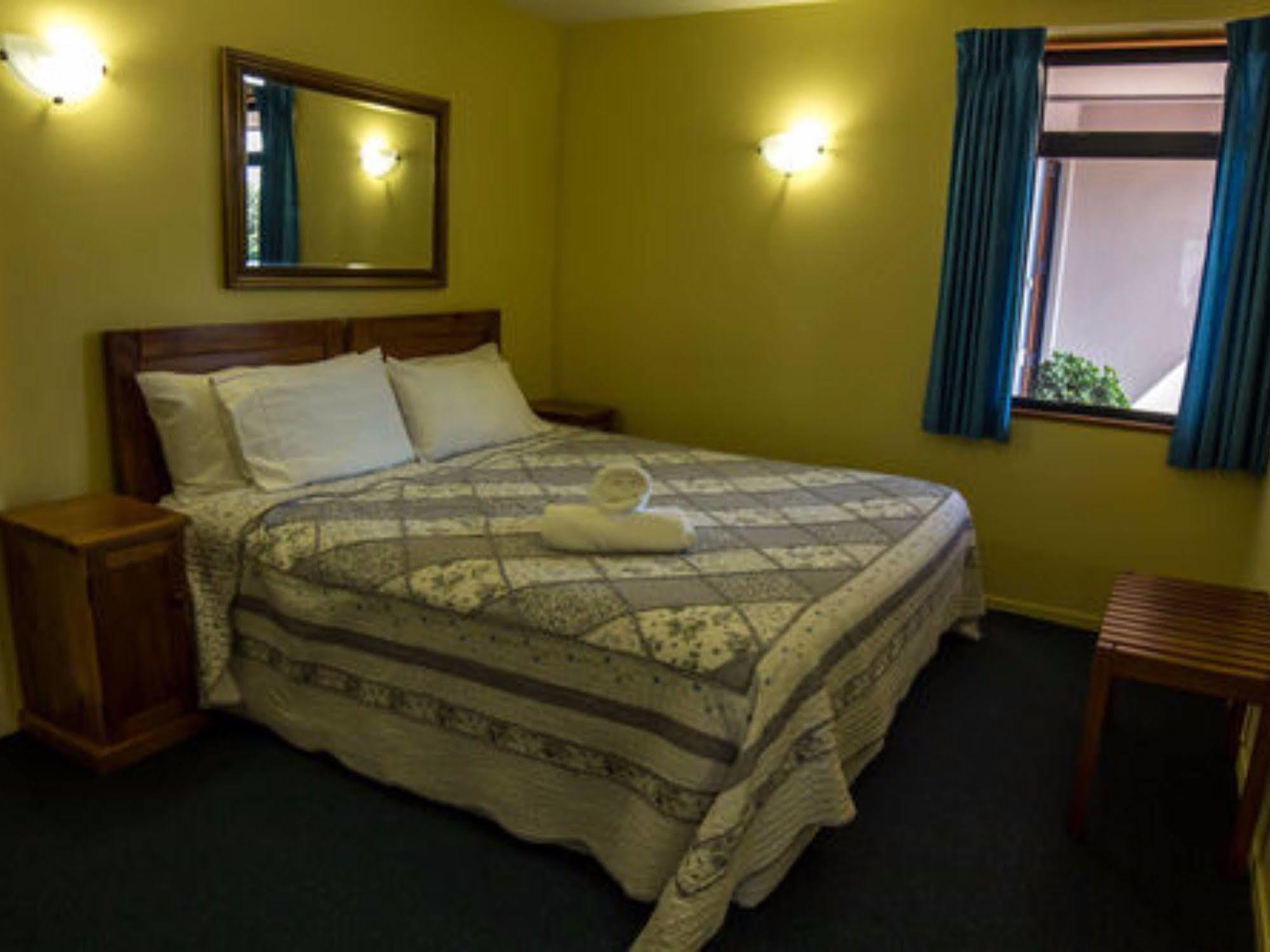 Boatshed Motel Apartments Mount Maunganui Exteriér fotografie